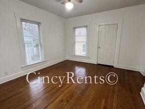 3540 Columbia Pky, Unit 3 in Cincinnati, OH - Building Photo - Building Photo