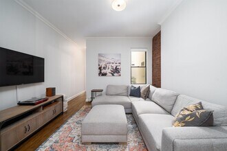 257 12th St in Hoboken, NJ - Building Photo - Building Photo