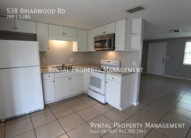 538 Briarwood Rd in Venice, FL - Building Photo - Building Photo