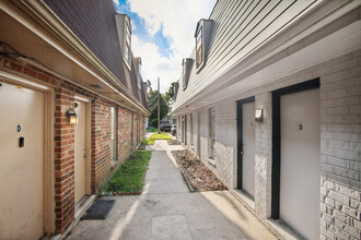 424 Deckbar Ave, Unit A in Jefferson, LA - Foto de edificio - Building Photo