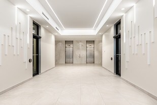 The Elgar Building in Ottawa, ON - Building Photo