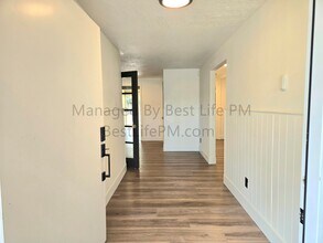 150 Narain Ct in Oregon City, OR - Building Photo - Building Photo