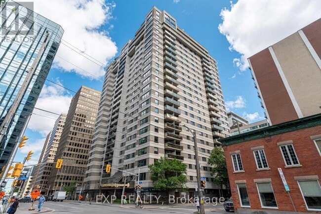 property at 199-1199 Kent St