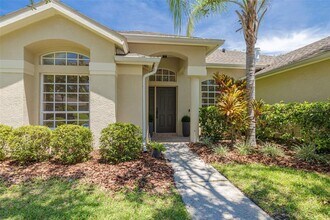9418 Azalea Ridge Cir in Tampa, FL - Foto de edificio - Building Photo