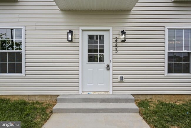 2253 Papermill Rd in Winchester, VA - Building Photo - Building Photo