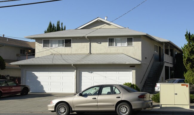 29853 Vanderbilt St in Hayward, CA - Foto de edificio - Building Photo