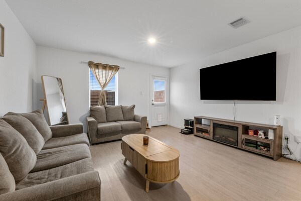 18279 Via Aurelia Dr in New Caney, TX - Building Photo - Building Photo