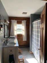 69 Salisbury Ave in North Kingstown, RI - Building Photo - Building Photo