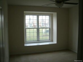 4103 Teal Ln in Walled Lake, MI - Building Photo - Building Photo