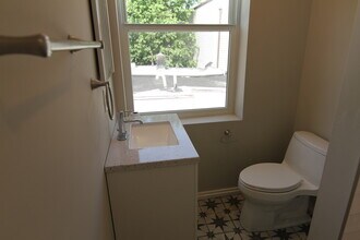 3945 Baring St, Unit 2nd Floor - B in Philadelphia, PA - Building Photo - Building Photo