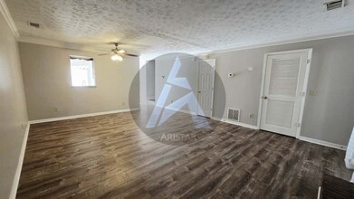 1012 Kennesborough Rd NW in Kennesaw, GA - Building Photo - Building Photo