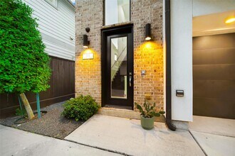 1505 Colorado St in Houston, TX - Building Photo - Building Photo