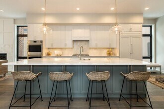 5589 N Danbury Rd in Whitefish Bay, WI - Building Photo - Building Photo