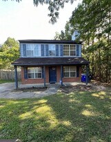 3955 Cypress Pointe Dr in Union City, GA - Building Photo
