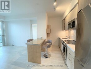 30-1030 Ordnance St in Toronto, ON - Building Photo - Building Photo