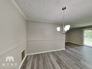 4395 Coopers Creek Dr SE in Smyrna, GA - Building Photo - Building Photo