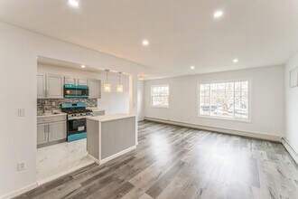 115-19 Marsden St in Queens, NY - Building Photo - Building Photo