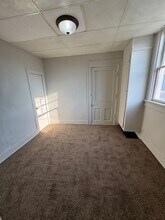 627 Kenwood Ave in Fort Wayne, IN - Building Photo - Building Photo