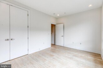 918 N 5th St in Philadelphia, PA - Building Photo - Building Photo