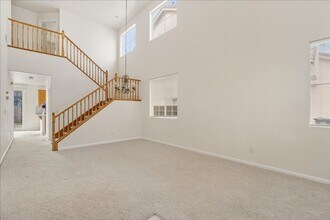 9074 Piazza Ct in Elk Grove, CA - Building Photo - Building Photo