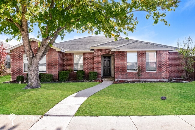 property at 1429 Hickory Creek Ln