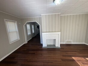 9611 Dunlap Ave in Cleveland, OH - Building Photo - Building Photo