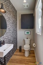 1208 N Academy Ave, Unit 3206 in New Braunfels, TX - Building Photo - Building Photo