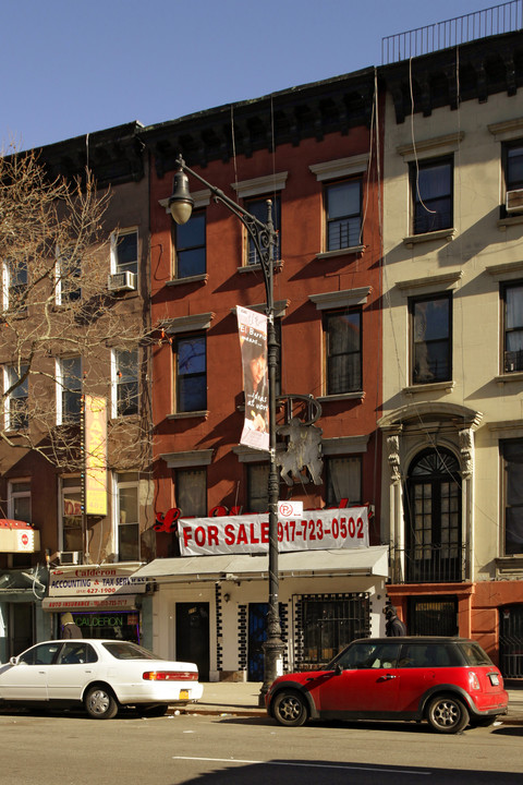 219 E 116th St in New York, NY - Foto de edificio