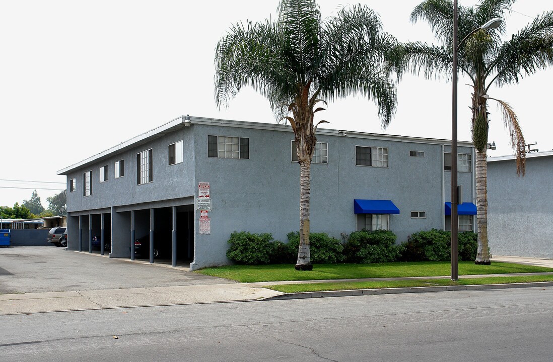 12692 Morningside Ave in Santa Ana, CA - Building Photo