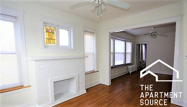 3657 N Bosworth Ave in Chicago, IL - Building Photo - Building Photo