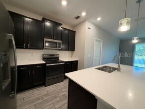 9360 Tecumseh Dr in Alafaya, FL - Building Photo - Building Photo