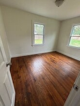 521 Edgemont Ave in Greenville, SC - Building Photo - Building Photo