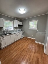 304 S Gould Ave in Bessemer City, NC - Building Photo - Building Photo