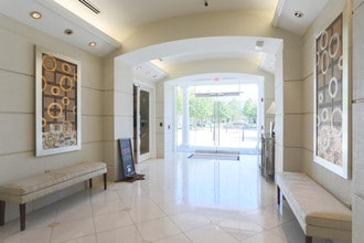 City Center Townes in Dulles, VA - Foto de edificio - Lobby