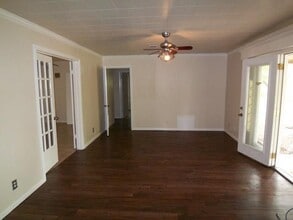 1809 Rogge Ln in Austin, TX - Building Photo - Building Photo