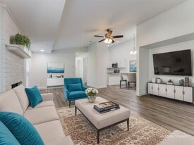 4206 Spring Meadow Ln in Flower Mound, TX - Building Photo