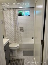 4830 NE 13th Ave-Unit -Unit B in Portland, OR - Building Photo - Building Photo