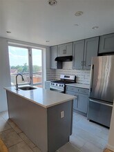 112-02 Northern Blvd in Queens, NY - Building Photo - Building Photo