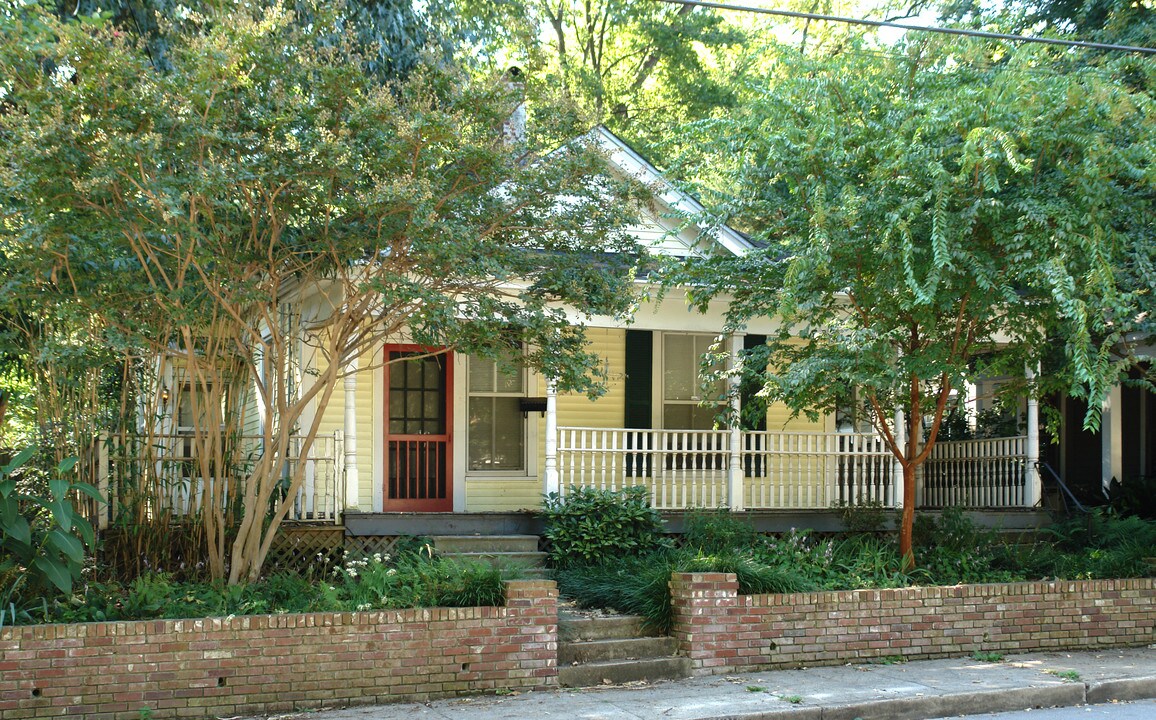 2201 Harbert Ave in Memphis, TN - Foto de edificio