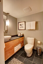 535 Summit Ave E, Unit Apt 301 in Seattle, WA - Building Photo - Building Photo