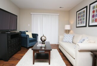 Misty Ridge in Woodbridge, VA - Building Photo - Interior Photo