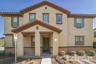 16221 W La Ventilla Way in Goodyear, AZ - Building Photo