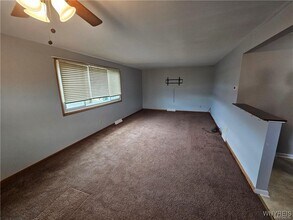 70 Theresa Dr in Cheektowaga, NY - Building Photo - Building Photo