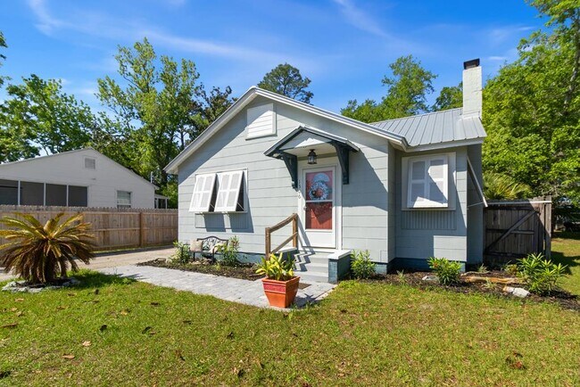 property at 1306 Long Ave