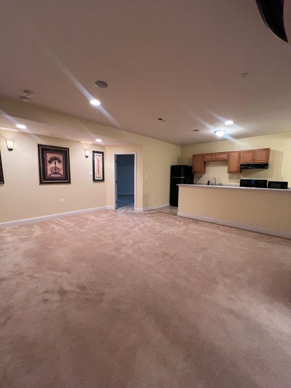3801 Diplomat Ave