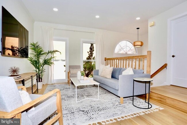 1515 Templeton Pl in Rockville, MD - Building Photo - Building Photo