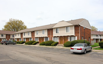 Chelsea Townhomes in Columbus, OH - Building Photo - Building Photo