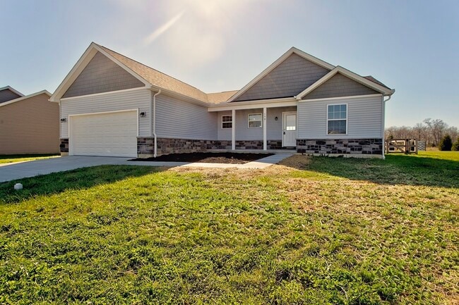 159 Zachary Dr in Williamsburg, OH - Building Photo - Building Photo