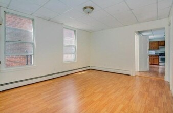 662 E 5th St in Boston, MA - Foto de edificio - Building Photo