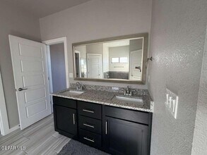 10128 Prairie Flax Dr in Socorro, TX - Building Photo - Building Photo